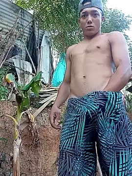 tayson  online show from November 22, 2025, 12:48 pm