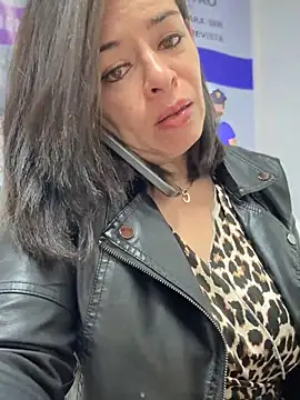 Snapshot of NATHALIA-28_ chatting on October 25, 2025, 12:23 pm NATHALIA-28 online show from October 25, 2025, 12:23 pm