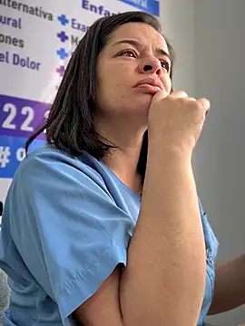 Snapshot of NATHALIA-28_ chatting on November 5, 2025, 12:27 pm NATHALIA-28 online show from November 5, 2025, 12:27 pm