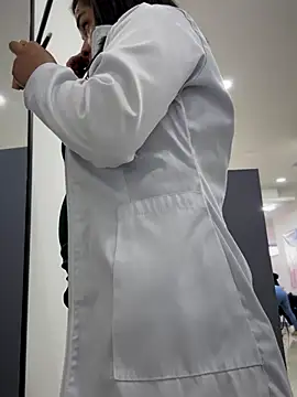 Snapshot of NATHALIA-28_ chatting on November 26, 2025, 11:55 am NATHALIA-28 online show from November 26, 2025, 11:55 am