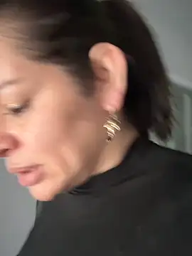 Snapshot of NATHALIA-28_ chatting on November 29, 2025, 1:14 pm NATHALIA-28 online show from November 29, 2025, 1:14 pm