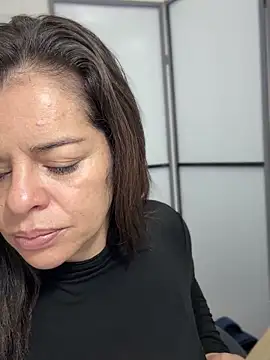 NATHALIA-28  online show from March 8, 2026, 1:15 pm