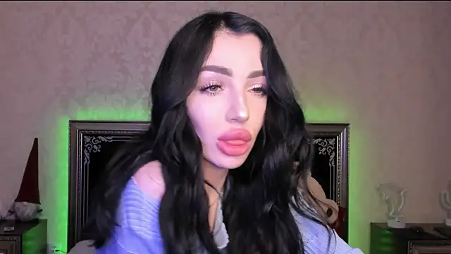 Snapshot of NancyLovee_ chatting on March 20, 2025, 9:46 pm NancyLovee online show from March 20, 2025, 9:46 pm