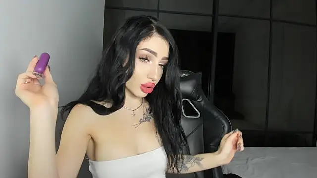 Snapshot of NancyLovee_ chatting on September 24, 2025, 1:25 pm NancyLovee online show from September 24, 2025, 1:25 pm