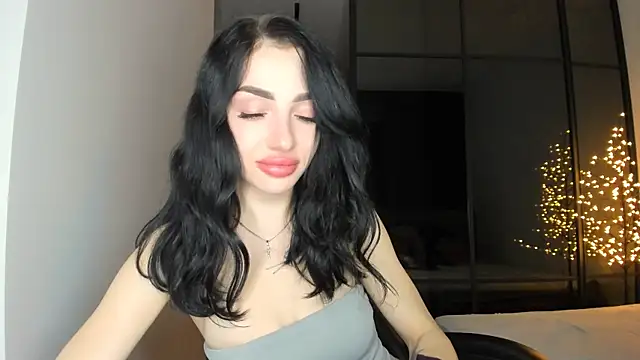 Snapshot of NancyLovee_ chatting on November 30, 2025, 8:35 pm NancyLovee online show from November 30, 2025, 8:35 pm