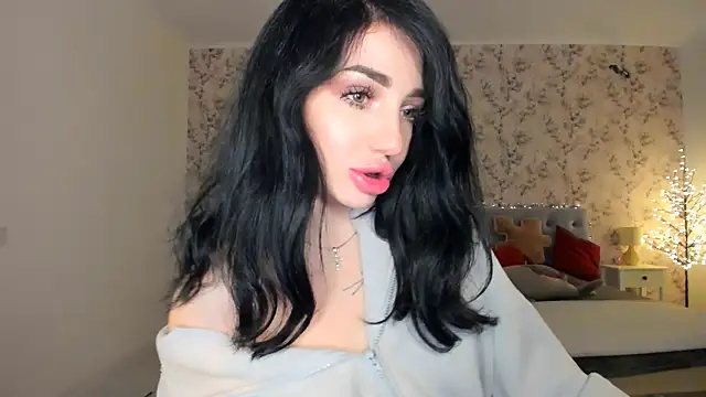 Snapshot of NancyLovee_ chatting on December 13, 2025, 11:21 pm NancyLovee online show from December 13, 2025, 11:21 pm