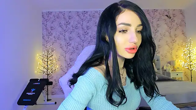 Snapshot of NancyLovee_ chatting on December 21, 2025, 9:00 pm NancyLovee online show from December 21, 2025, 9:00 pm