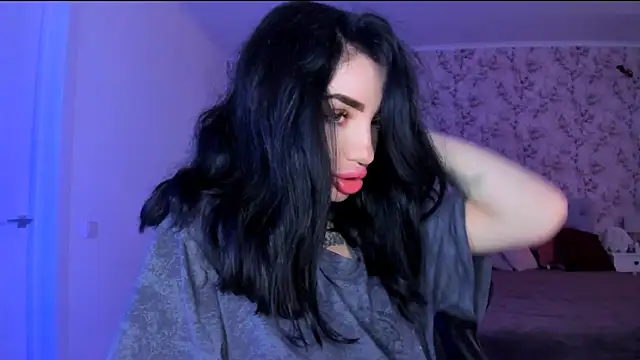 NancyLovee  online show from June 8, 2026, 11:54 am