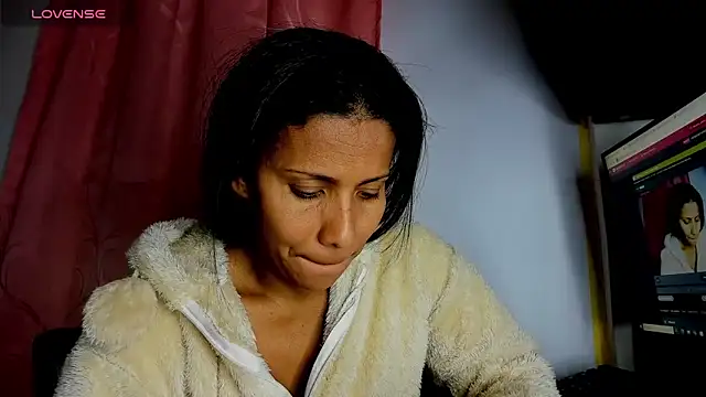 Snapshot of Nenita_Hot_ chatting on September 10, 2025, 3:39 am Nenita Hot  online show from September 10, 2025, 3:39 am