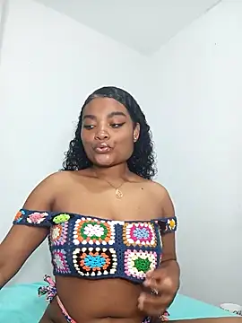 Snapshot of gianna_smith chatting on February 8, 2026, 5:11 am gianna smith online show from February 8, 2026, 5:11 am