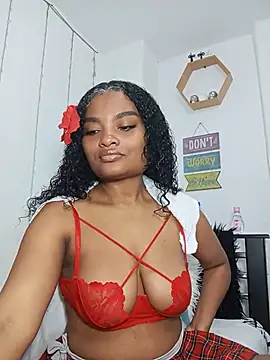 Snapshot of gianna_smith chatting on July 2, 2026, 5:13 am gianna smith online show from July 2, 2026, 5:13 am