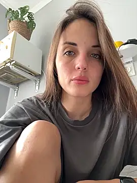 AmiLavs online show from October 31, 2025, 6:47 am