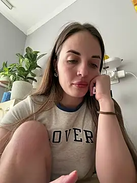 AmiLavs online show from March 14, 2026, 10:42 am