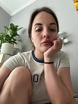 AmiLavs online show from March 15, 2026, 9:59 am