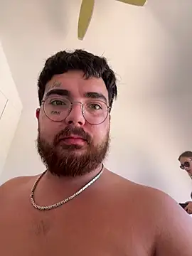 MrAndMrsSavage online show from July 16, 2026, 10:54 am