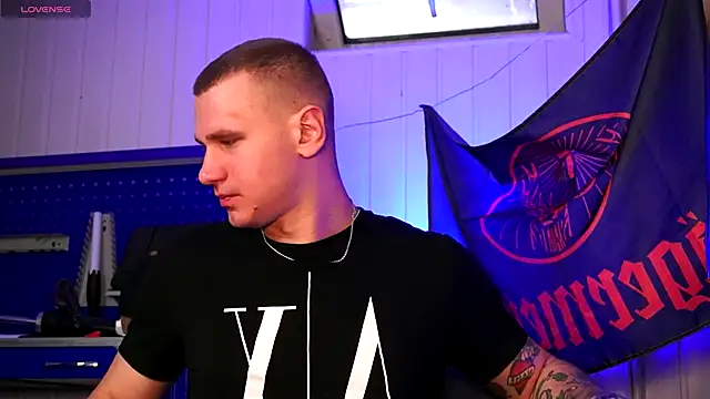 Snapshot of vance_rulez chatting on November 5, 2025, 6:24 am vance rulez online show from November 5, 2025, 6:24 am