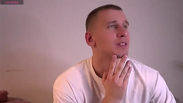 Snapshot of vance_rulez chatting on November 7, 2025, 9:37 pm vance rulez online show from November 7, 2025, 9:37 pm