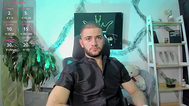 Snapshot of MaximusDick1_ chatting on February 4, 2026, 12:00 pm MaximusDick1 online show from February 4, 2026, 12:00 pm