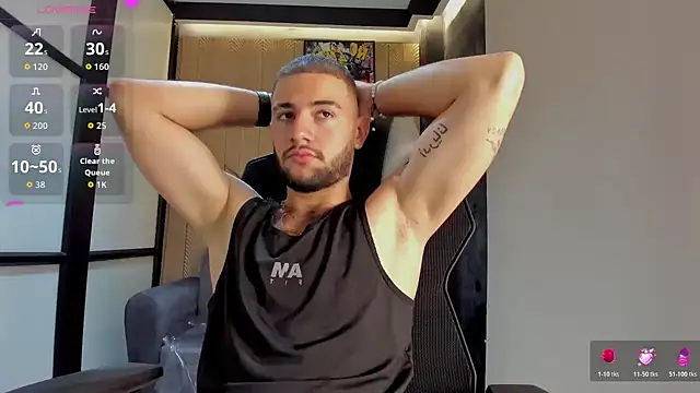 Snapshot of MaximusDick1_ chatting on February 12, 2026, 12:11 pm MaximusDick1 online show from February 12, 2026, 12:11 pm