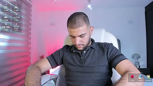 Snapshot of MaximusDick1_ chatting on February 25, 2026, 12:15 pm MaximusDick1 online show from February 25, 2026, 12:15 pm