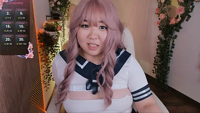 mei honey  online show from December 15, 2024, 8:04 pm