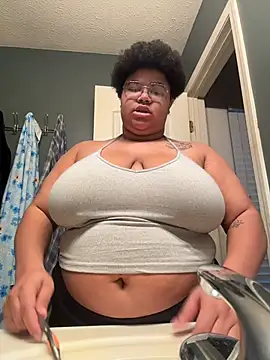 Snapshot of Ectorius chatting on February 19, 2026, 1:07 pm Ectorius online show from February 19, 2026, 1:07 pm