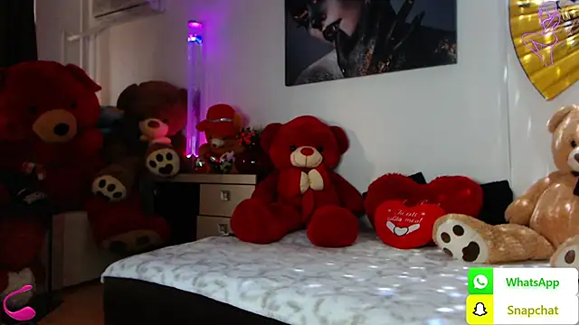 EvelynAisha online show from March 14, 2025, 3:47 pm