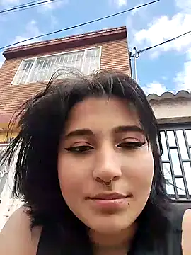 Pauilina online show from December 9, 2024, 2:06 pm