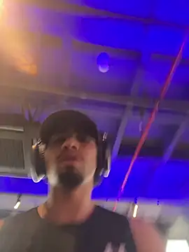 andy 0018 online show from February 4, 2026, 8:25 pm