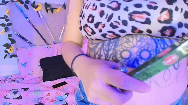 BRITHANY SPARK online show from June 6, 2026, 1:43 am