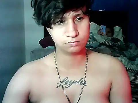 Im Milan Rs online show from December 5, 2025, 1:14 am