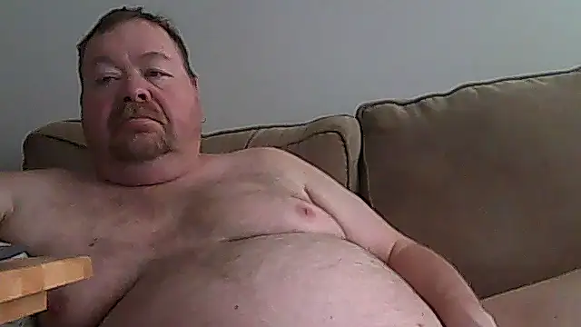 Snapshot of hitman_35 chatting on June 26, 2026, 7:18 pm hitman 35 online show from June 26, 2026, 7:18 pm
