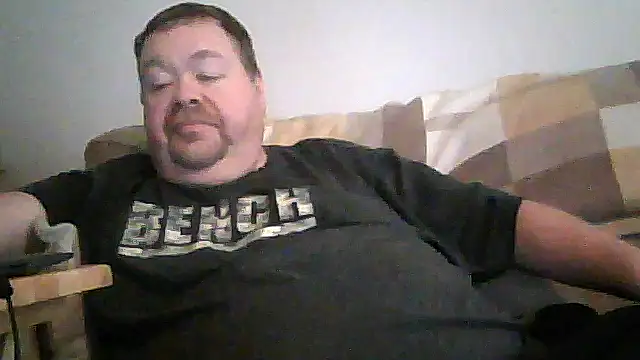 Snapshot of hitman_35 chatting on July 5, 2026, 10:39 pm hitman 35 online show from July 5, 2026, 10:39 pm