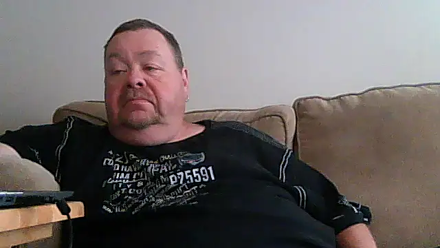 Snapshot of hitman_35 chatting on July 19, 2026, 8:12 pm hitman 35 online show from July 19, 2026, 8:12 pm