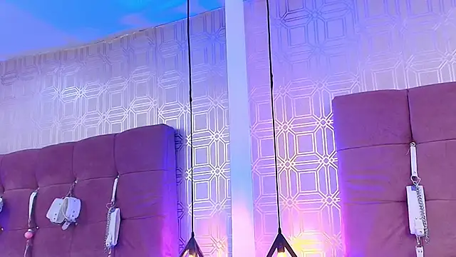 Lilith Vera online show from November 13, 2025, 12:48 pm