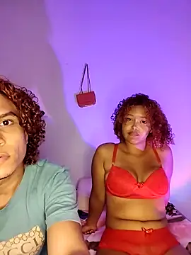 CasalAkira online show from April 14, 2026, 11:55 pm