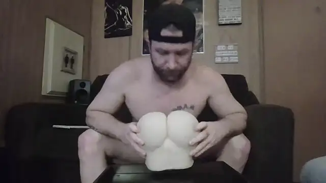 Edward LongCock online show from April 2, 2026, 4:21 am