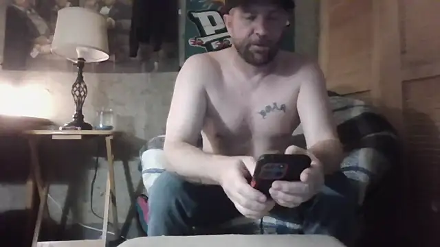 Edward LongCock online show from June 14, 2026, 8:33 pm