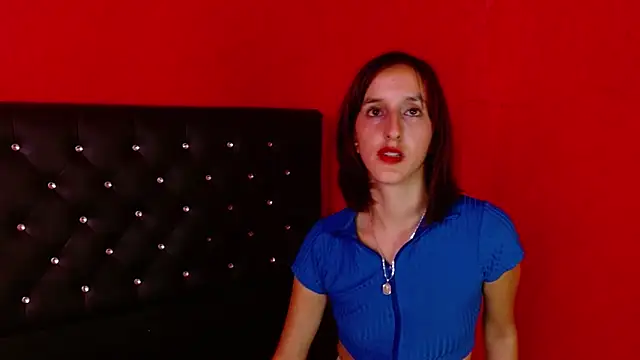 Ambar Roux  online show from December 30, 2024, 4:08 pm