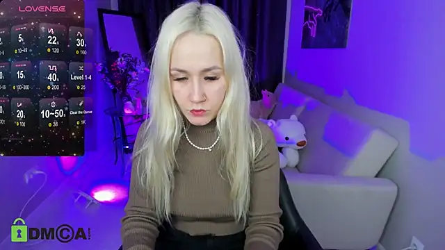Snapshot of Bunny__of_love chatting on January 28, 2025, 1:59 pm Bunny of love online show from January 28, 2025, 1:59 pm