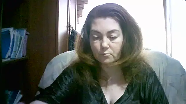 Madame-Butterfly online show from November 13, 2025, 8:35 am