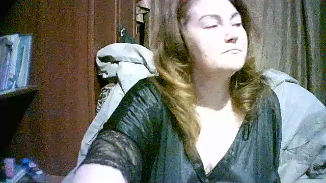 Madame-Butterfly online show from November 16, 2025, 7:08 pm