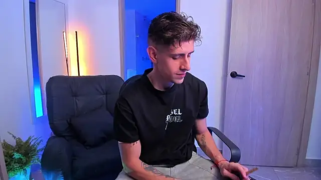 Jasperjoness online show from January 11, 2025, 8:22 am