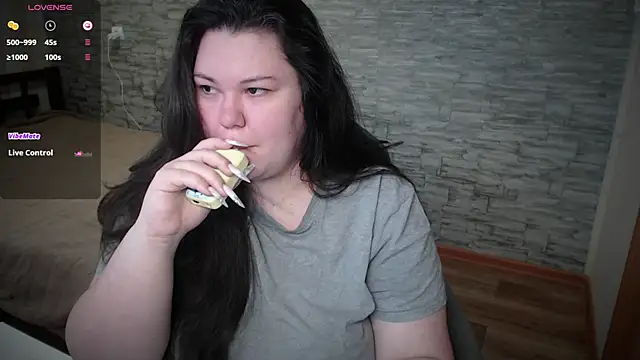 Snapshot of NicaMeow chatting on March 6, 2025, 9:58 am NicaMeow online show from March 6, 2025, 9:58 am