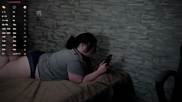 Snapshot of NicaMeow chatting on March 12, 2025, 10:48 am NicaMeow online show from March 12, 2025, 10:48 am