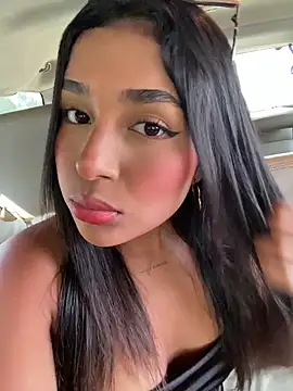 Snapshot of Mariangel_11 chatting on June 5, 2026, 1:39 pm Mariangel 11 online show from June 5, 2026, 1:39 pm