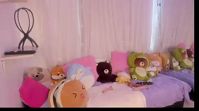 Hannie ws online show from February 14, 2025, 4:31 pm