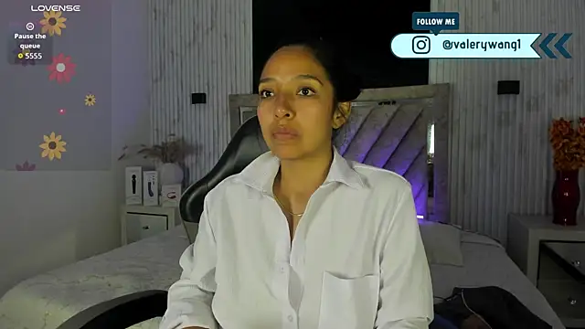 Valery wang online show from December 22, 2025, 11:51 am