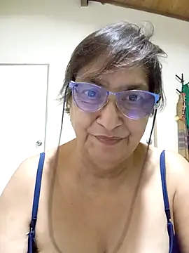 florecita69 online show from October 12, 2025, 1:15 am