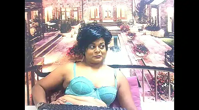 Snapshot of indianCherryPie chatting on January 22, 2025, 8:18 am indianCherryPie online show from January 22, 2025, 8:18 am